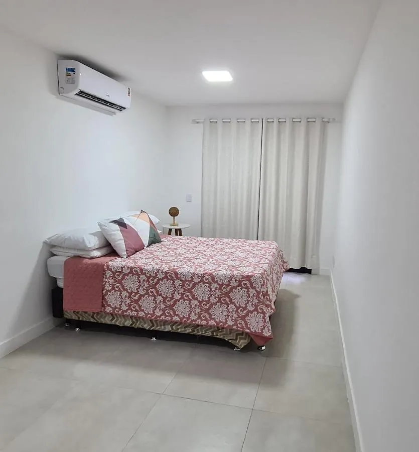 Aconchegante Apartamento Praia do Forte: Estadia Econômica no Centro Cabo Frio 0*,  Brazil