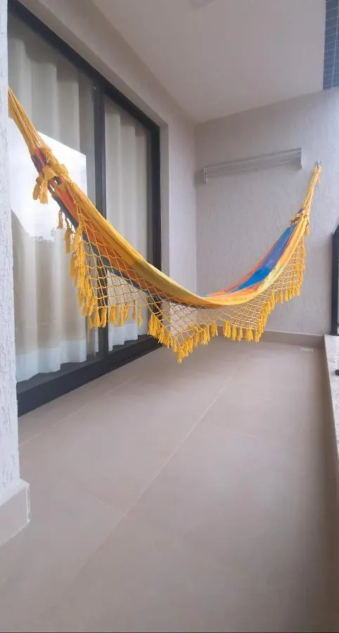 Aconchegante Apartamento Praia do Forte: Estadia Econômica no Centro Cabo Frio Apartment