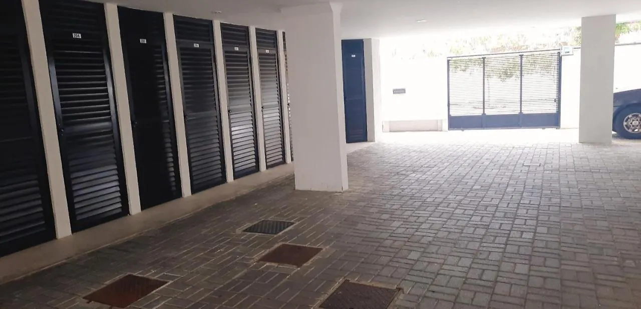 Aconchegante Apartamento Praia do Forte: Estadia Econômica no Centro Cabo Frio