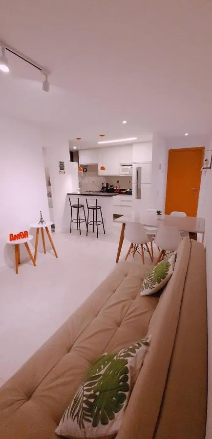 Aconchegante Apartamento Praia do Forte: Estadia Econômica no Centro Cabo Frio Apartment
