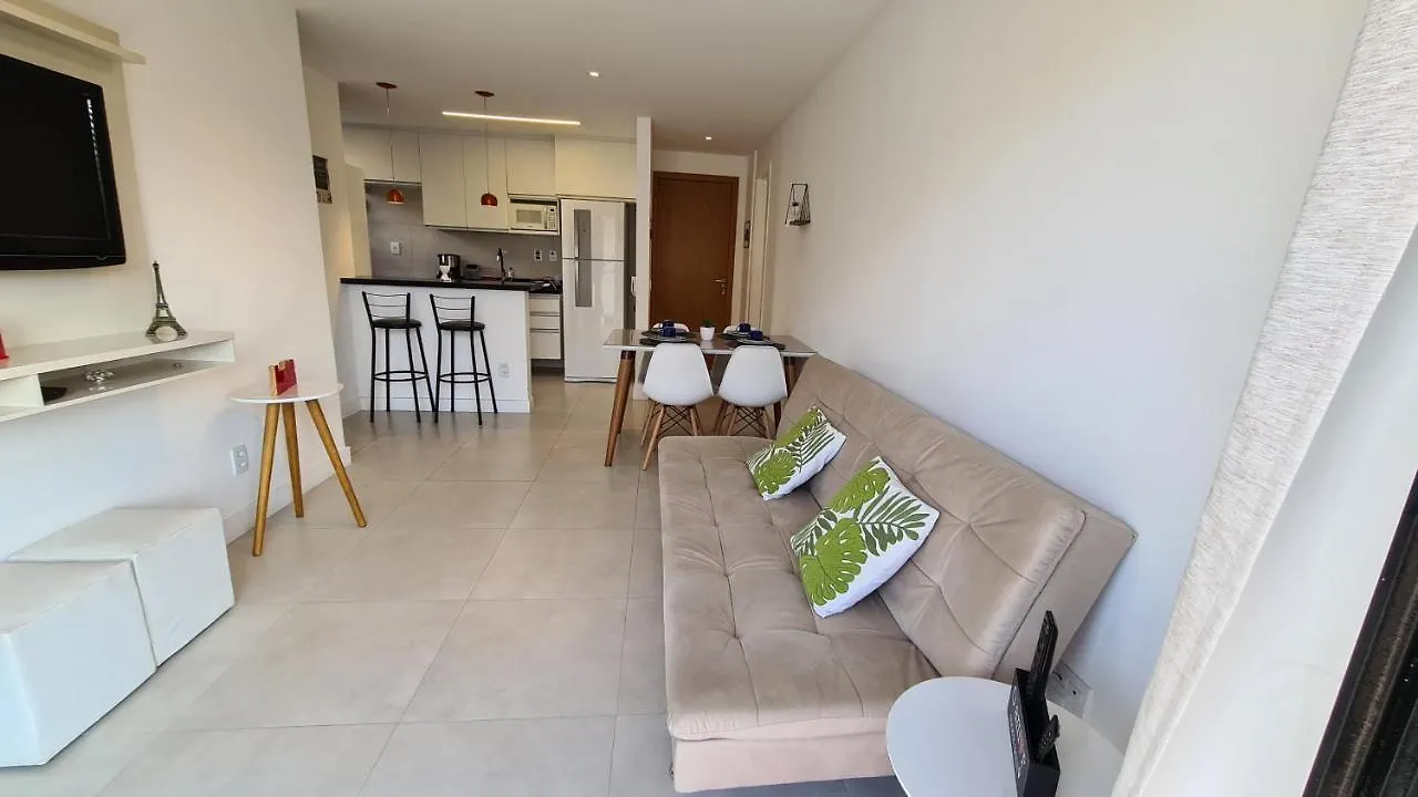 Aconchegante Apartamento Praia do Forte: Estadia Econômica no Centro Cabo Frio